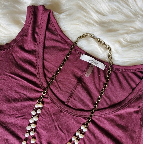 NWOT Cold Shoulder Top - Picture 3 of 6